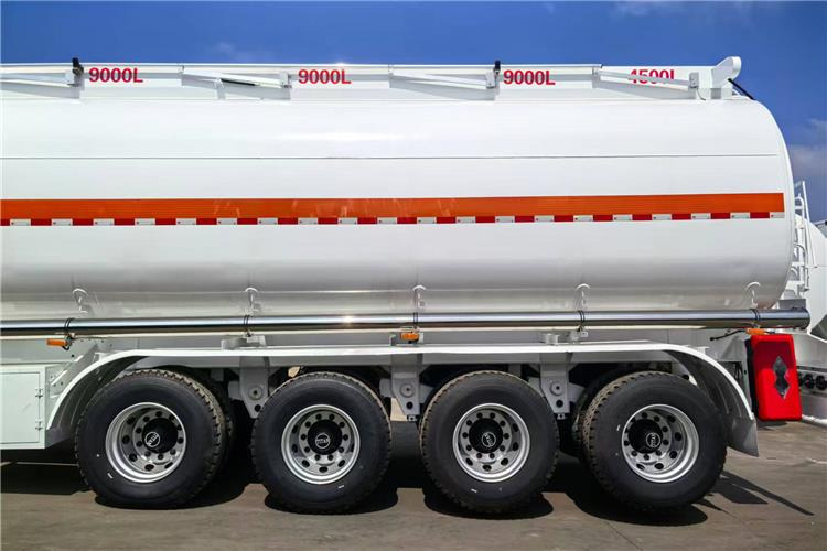 TITAN 4 Axle 50000 Liters Monoblock Tanker Trailer for Sale In Congo - Tanksættevogn: billede 3 TITAN 4 Axle 50000 Liters Monoblock Tanker Trailer for Sale In Congo - Tanksættevogn: billede 3