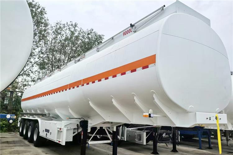 TITAN 4 Axle Fuel Tanker Trailer for Sale In Guyana - Tanksættevogn: billede 2 TITAN 4 Axle Fuel Tanker Trailer for Sale In Guyana - Tanksættevogn: billede 2