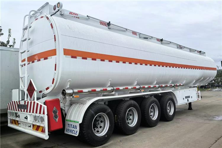 TITAN 4 Axle Fuel Tanker Trailer for Sale In Guyana - Tanksættevogn: billede 1 TITAN 4 Axle Fuel Tanker Trailer for Sale In Guyana - Tanksættevogn: billede 1