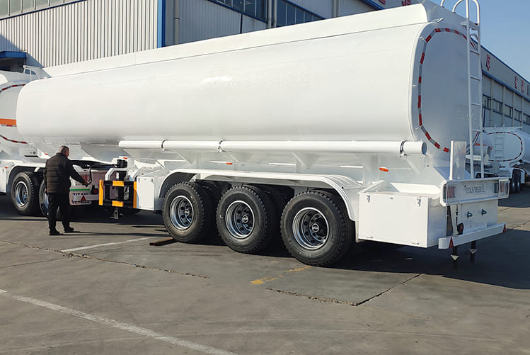 TITAN Fuel Tanker Superlink Trailer for Sale - Tanksættevogn: billede 5 TITAN Fuel Tanker Superlink Trailer for Sale - Tanksættevogn: billede 5