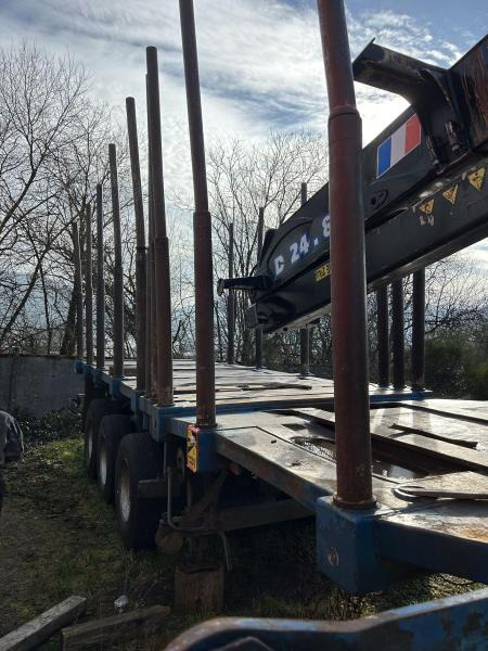Diebolt grue avec grappin rotatif - Sættevogn til tømmer: billede 3 Diebolt grue avec grappin rotatif - Sættevogn til tømmer: billede 3