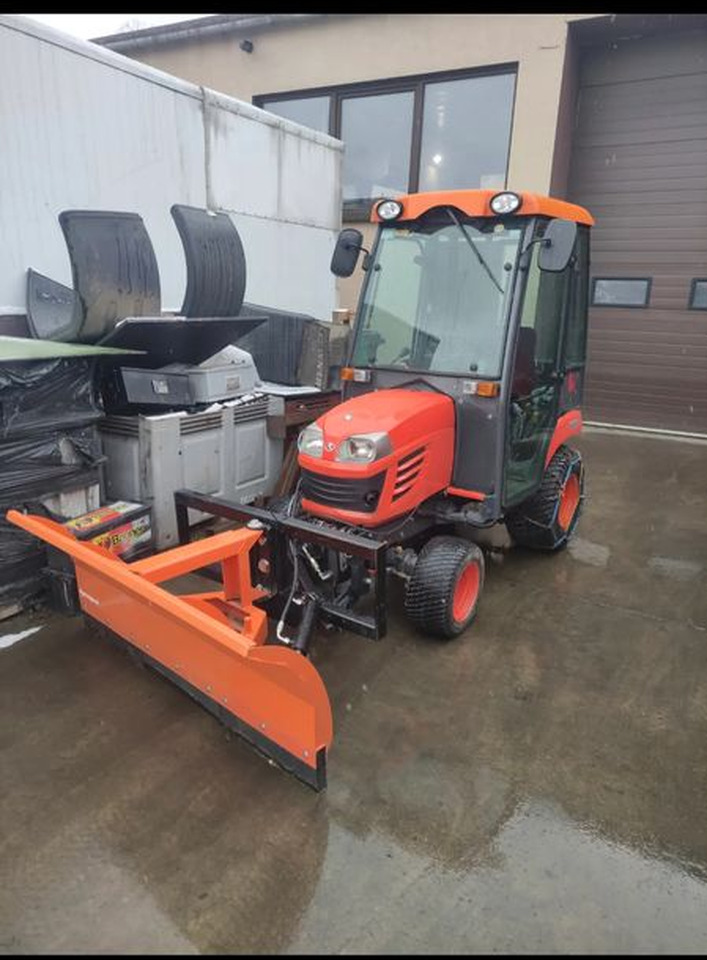Kubota BX350 4x4 Traktorek komunalny kosiarka pług piaskarka pełen osprzęt - Kommunal traktor: billede 3 Kubota BX350 4x4 Traktorek komunalny kosiarka pług piaskarka pełen osprzęt - Kommunal traktor: billede 3