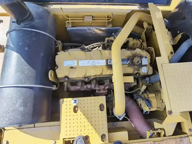 Bæltegravemaskine 2022 Caterpillar 330D: billede 10