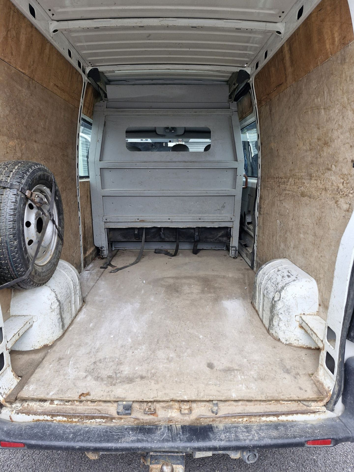 Mandskabsbil Renault Master 189APY51 7 places de 2005. 68 226 Km. Cabine repliable. Entretien régulier. Compte rendus des derniers Contrôle technique en pièces jointe avec Carte grise + historique entretien.: billede 8