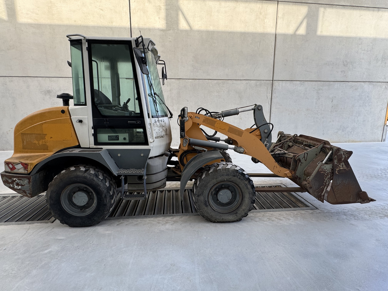 LIEBHERR L 506 - Hjulgravemaskine: billede 1 LIEBHERR L 506 - Hjulgravemaskine: billede 1