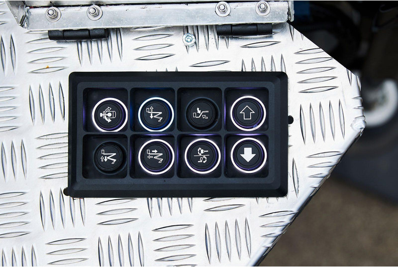 Oil & Steel Scorpion 18 Sobre IVECO DAILY 35S14 entre ejes 3750 mm - Lift: billede 4 Oil & Steel Scorpion 18 Sobre IVECO DAILY 35S14 entre ejes 3750 mm - Lift: billede 4