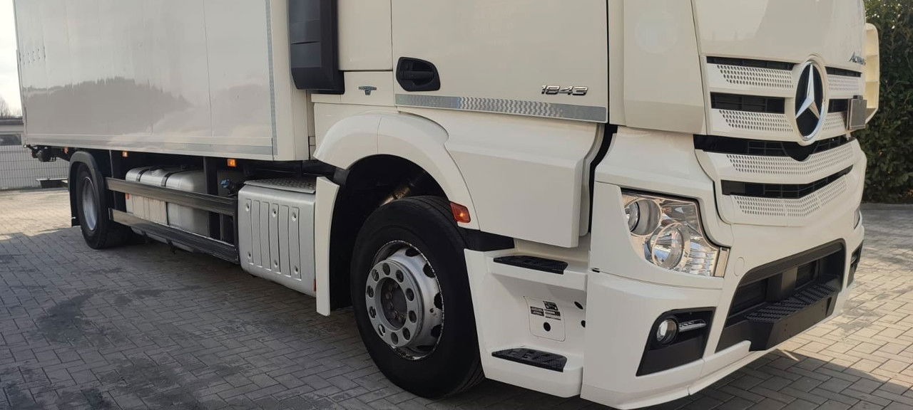 Mercedes-Benz Actros 1843 1843-Vermietung - LBW Voll-Luft-gefedert - Lastbil varevogn: billede 3 Mercedes-Benz Actros 1843 1843-Vermietung - LBW Voll-Luft-gefedert - Lastbil varevogn: billede 3