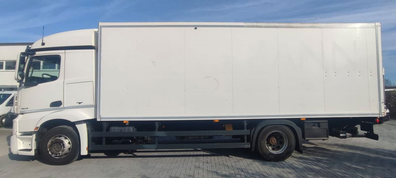 Mercedes-Benz Actros 1843 1843-Vermietung - LBW Voll-Luft-gefedert - Lastbil varevogn: billede 4 Mercedes-Benz Actros 1843 1843-Vermietung - LBW Voll-Luft-gefedert - Lastbil varevogn: billede 4