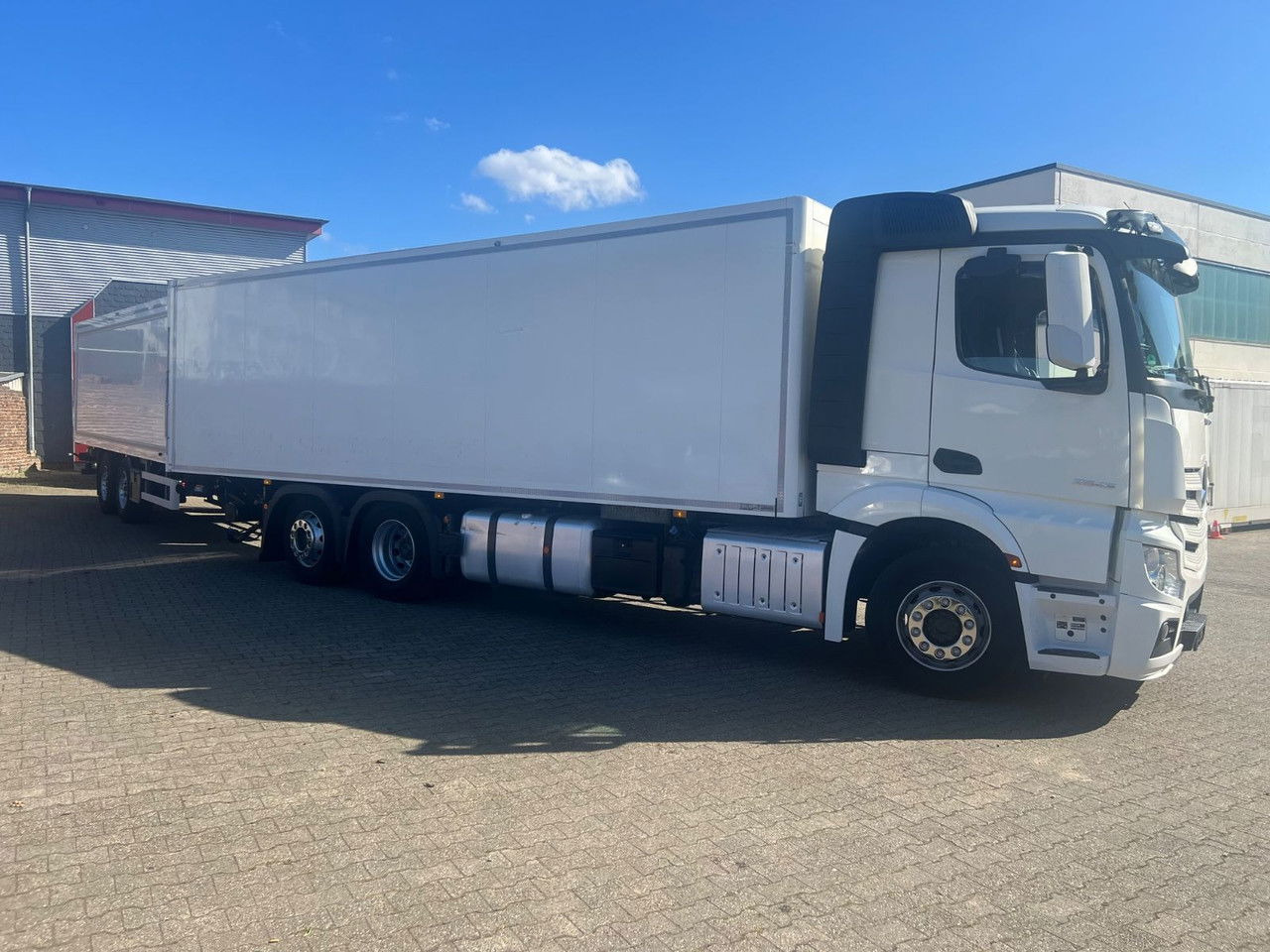Mercedes-Benz Actros 2543 LBW Voll-Luft-Gefed-Lang Kof - Lastbil varevogn: billede 4 Mercedes-Benz Actros 2543 LBW Voll-Luft-Gefed-Lang Kof - Lastbil varevogn: billede 4
