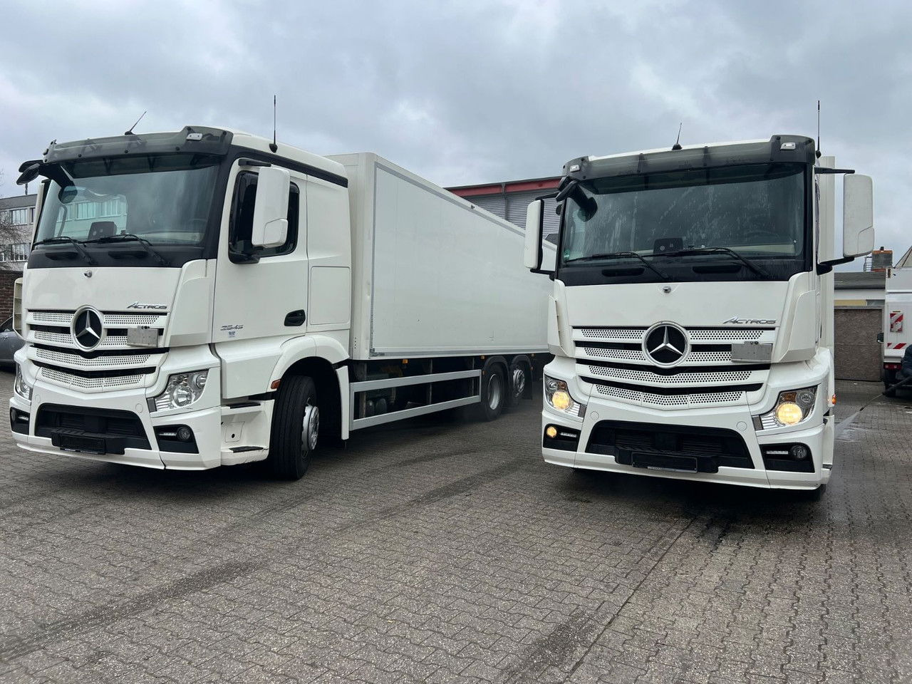 Mercedes-Benz Actros 2543 LBW Voll-Luft-Gefed-Lang Kof - Lastbil varevogn: billede 1 Mercedes-Benz Actros 2543 LBW Voll-Luft-Gefed-Lang Kof - Lastbil varevogn: billede 1