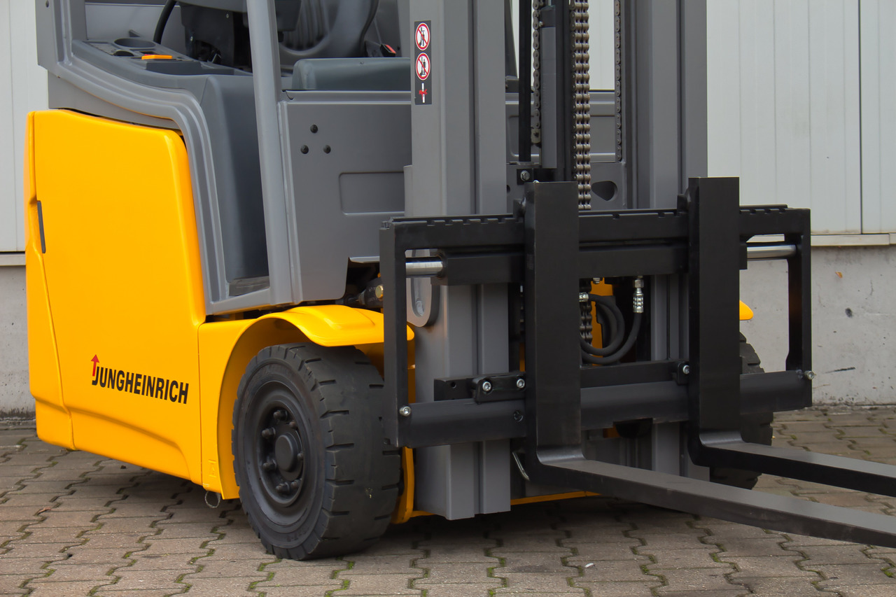 El gaffeltruck JUNGHEINRICH EFG213 - Triplex - 1212h: billede 11