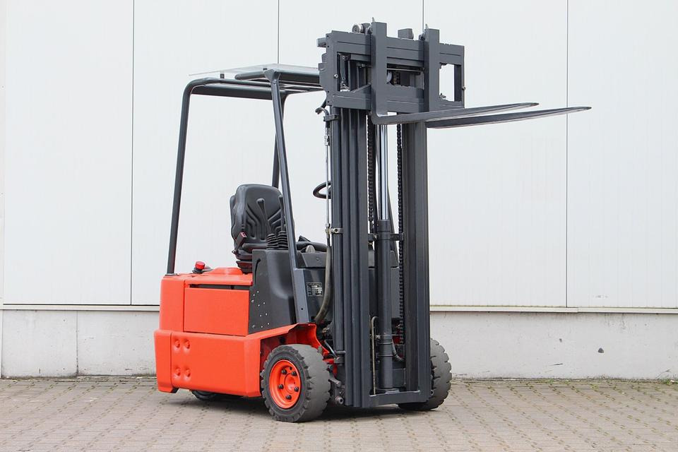 LINDE E15Z-02 Triplex 4,7m - El gaffeltruck: billede 4 LINDE E15Z-02 Triplex 4,7m - El gaffeltruck: billede 4