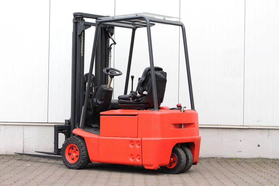LINDE E15Z-02 Triplex 4,7m - El gaffeltruck: billede 3 LINDE E15Z-02 Triplex 4,7m - El gaffeltruck: billede 3