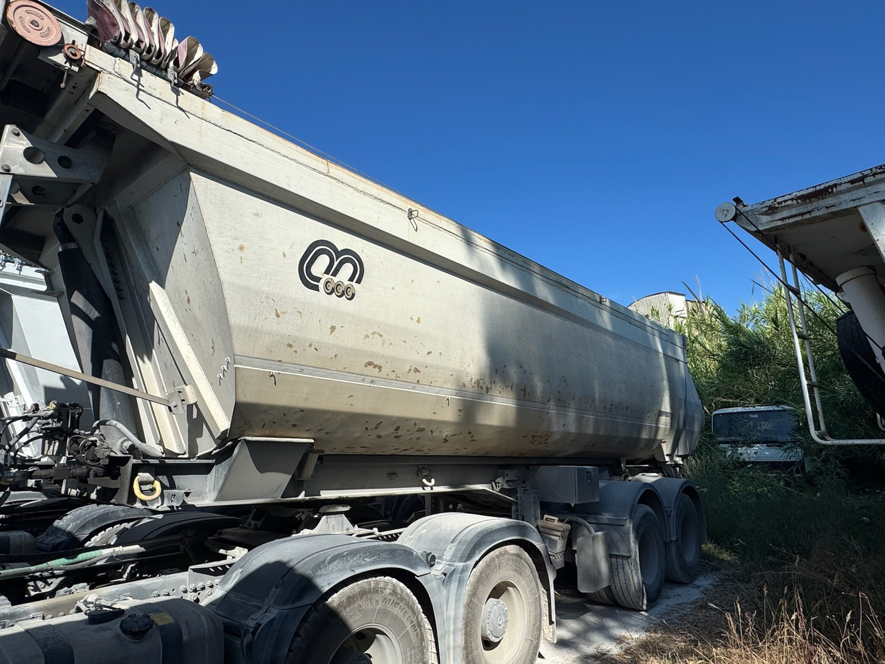 MENCI Semirimorchio Ribaltabile Mezzo d'opera - Tipvogn sættevogn: billede 3 MENCI Semirimorchio Ribaltabile Mezzo d'opera - Tipvogn sættevogn: billede 3