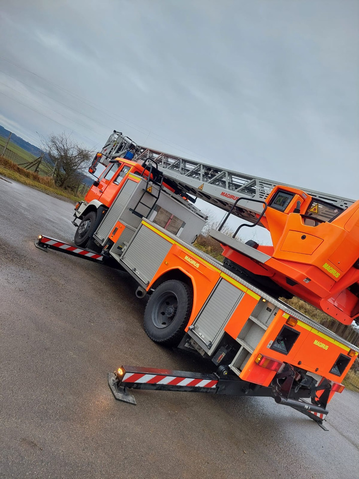 MAN L2000 14.284 4x2 / Iveco Magirus DLK 23-12 CS - Brandbil: billede 2 MAN L2000 14.284 4x2 / Iveco Magirus DLK 23-12 CS - Brandbil: billede 2