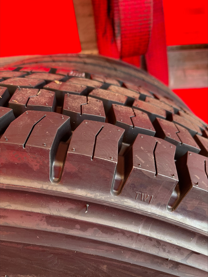 GITI 265 / 70 R 19,5 - Dæk: billede 2 GITI 265 / 70 R 19,5 - Dæk: billede 2