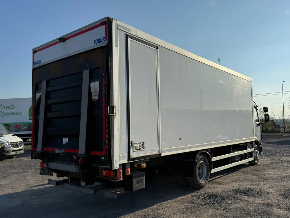 Renault D14 250 *D14 250 cv* - Lastbil varevogn: billede 4 Renault D14 250 *D14 250 cv* - Lastbil varevogn: billede 4