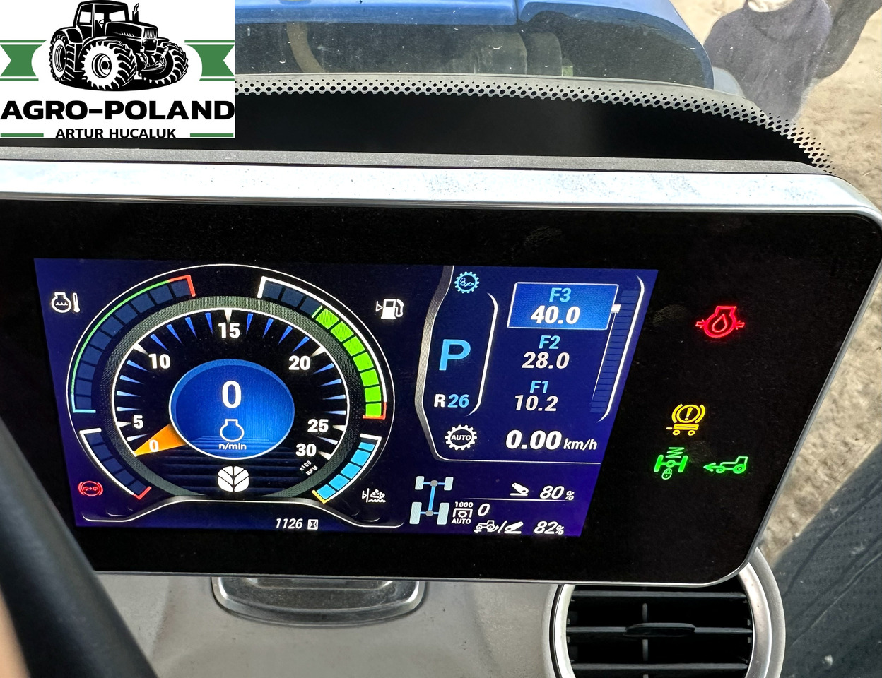 NEW HOLLAND T 8.435 HD SMARTTRAX - 2024 ROK - 1126 h - Traktor: billede 4 NEW HOLLAND T 8.435 HD SMARTTRAX - 2024 ROK - 1126 h - Traktor: billede 4