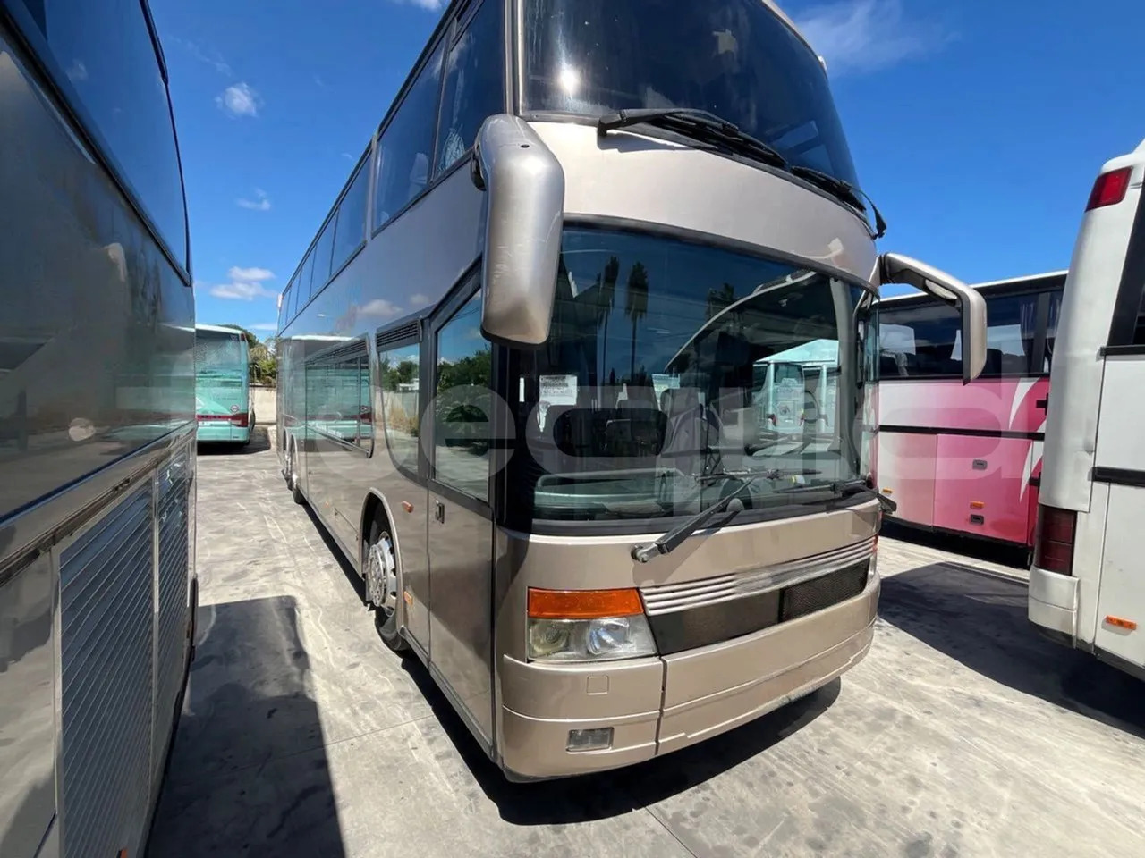 Setra S328 - Dobbeltdækkerbus: billede 1 Setra S328 - Dobbeltdækkerbus: billede 1