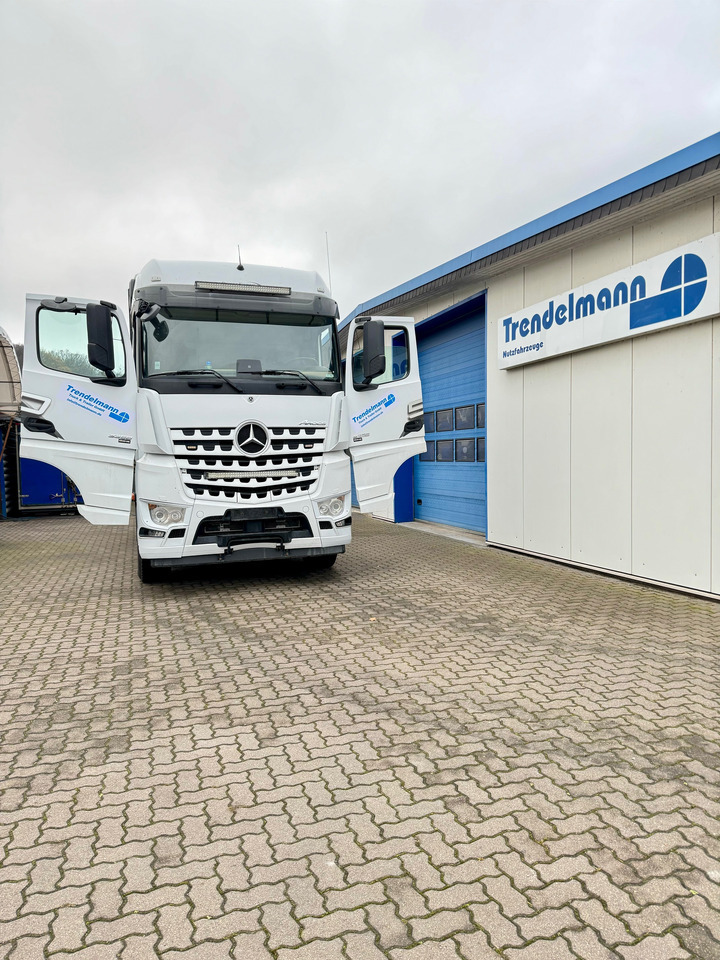 Mercedes Arocs 3358 L 6x4 Radstand 4500 Arocs 3358 L 6x4 Blatt-Luft Gefedert - Tømmerbil: billede 4 Mercedes Arocs 3358 L 6x4 Radstand 4500 Arocs 3358 L 6x4 Blatt-Luft Gefedert - Tømmerbil: billede 4