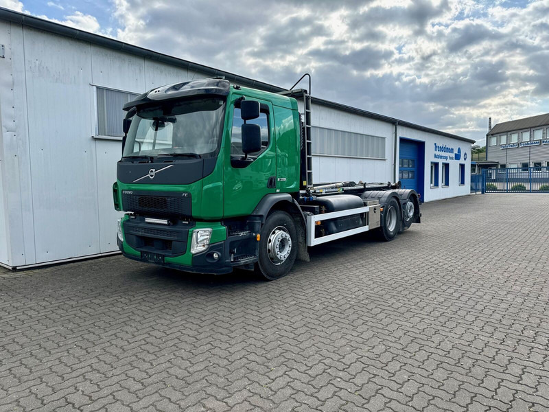 Volvo FE 330 6x2 Hooklift Joab 20 to 5400 mm Lenkachse - Lastbil kroghejs: billede 1 Volvo FE 330 6x2 Hooklift Joab 20 to 5400 mm Lenkachse - Lastbil kroghejs: billede 1
