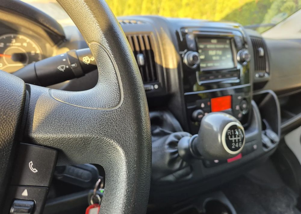 Mandskabsbil Fiat Ducato 2.3 150KM Brygadówka Maxi L4h2: billede 10 Mandskabsbil Fiat Ducato 2.3 150KM Brygadówka Maxi L4h2: billede 10