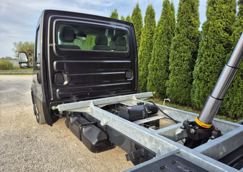 Iveco 35C18 3.0 180KM - Ladbil med tip: billede 4 Iveco 35C18 3.0 180KM - Ladbil med tip: billede 4