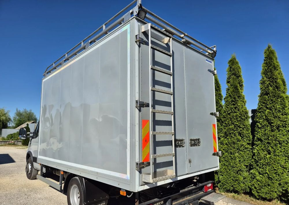 Kontener 8 palet Iveco, wysoki 230cm, bagażnik dachowy, regały, stan idealny! - Veksellad til varevogne: billede 5 Kontener 8 palet Iveco, wysoki 230cm, bagażnik dachowy, regały, stan idealny! - Veksellad til varevogne: billede 5