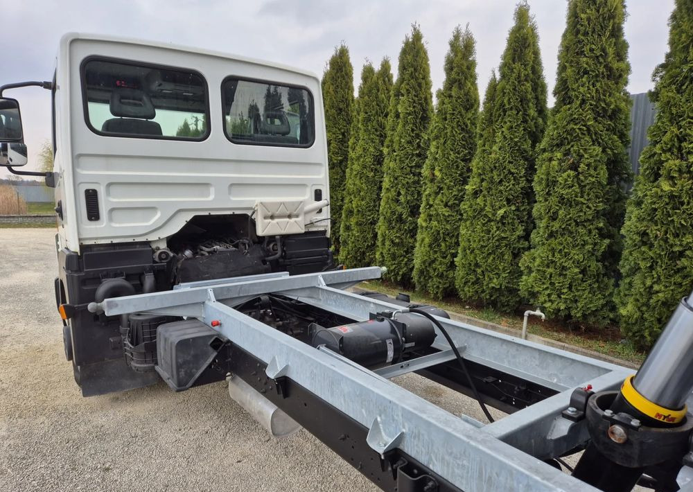 Nissan ATLEON 3.0 150KM Wywrotka 3-stronna - Ladbil med tip: billede 5 Nissan ATLEON 3.0 150KM Wywrotka 3-stronna - Ladbil med tip: billede 5