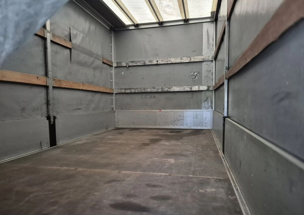 Renault Master 2.3 150KM - Varebil med presenning: billede 4 Renault Master 2.3 150KM - Varebil med presenning: billede 4