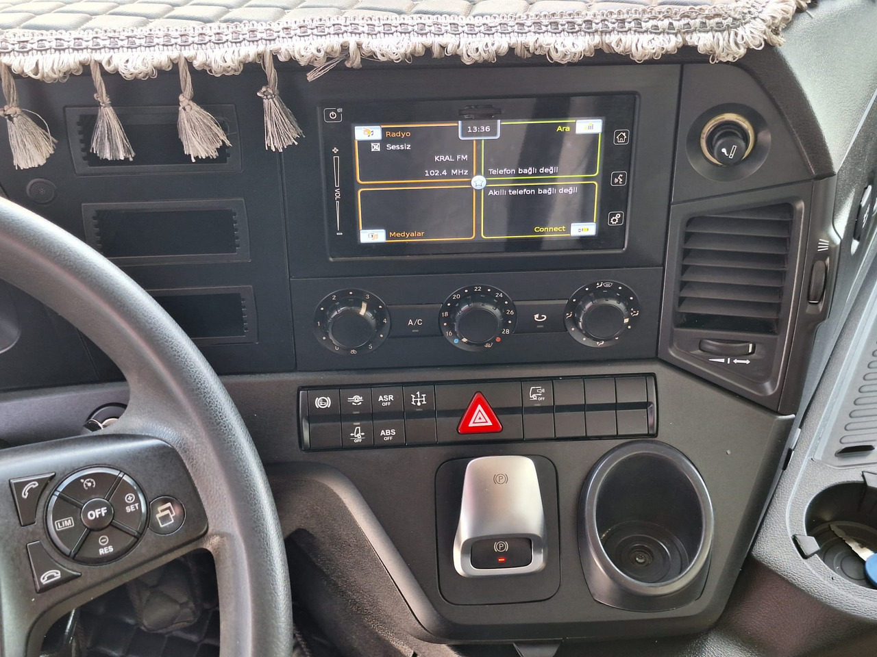 Tipvogn lastbil MERCEDES-BENZ AROCS 3345: billede 14