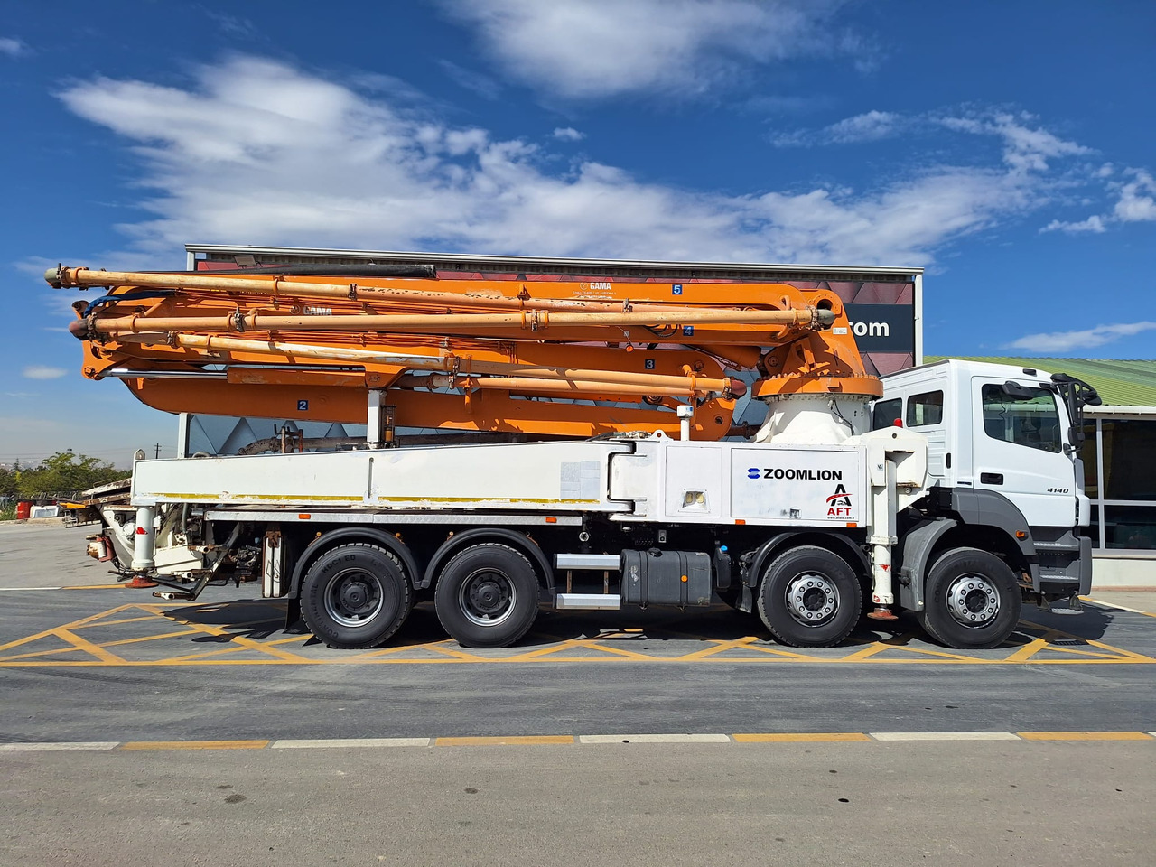 MERCEDES-BENZ AXOR 4140 ZOOMLION 43X-5RZ - Betonpumpe: billede 4 MERCEDES-BENZ AXOR 4140 ZOOMLION 43X-5RZ - Betonpumpe: billede 4