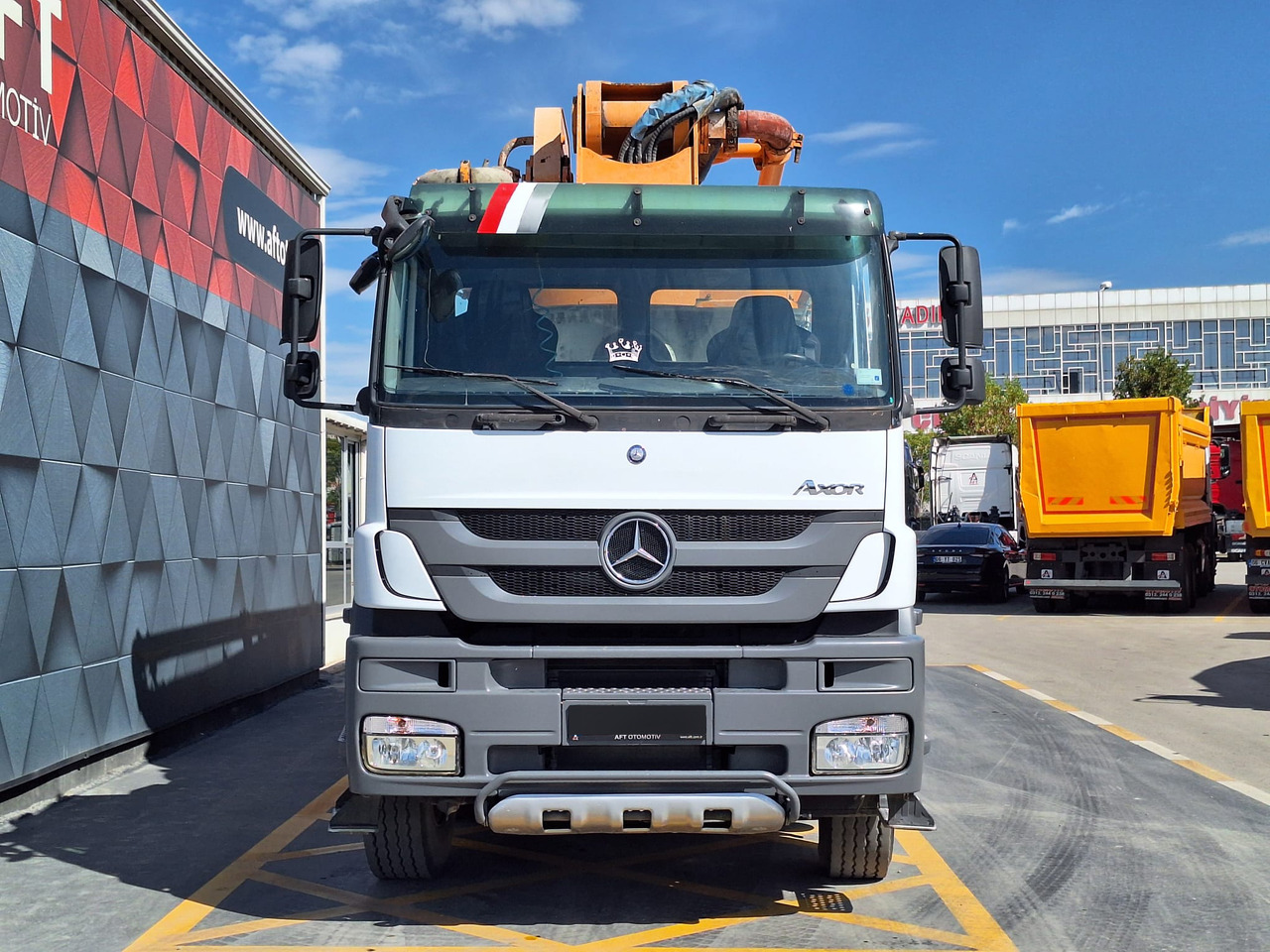 MERCEDES-BENZ AXOR 4140 ZOOMLION 43X-5RZ - Betonpumpe: billede 2 MERCEDES-BENZ AXOR 4140 ZOOMLION 43X-5RZ - Betonpumpe: billede 2