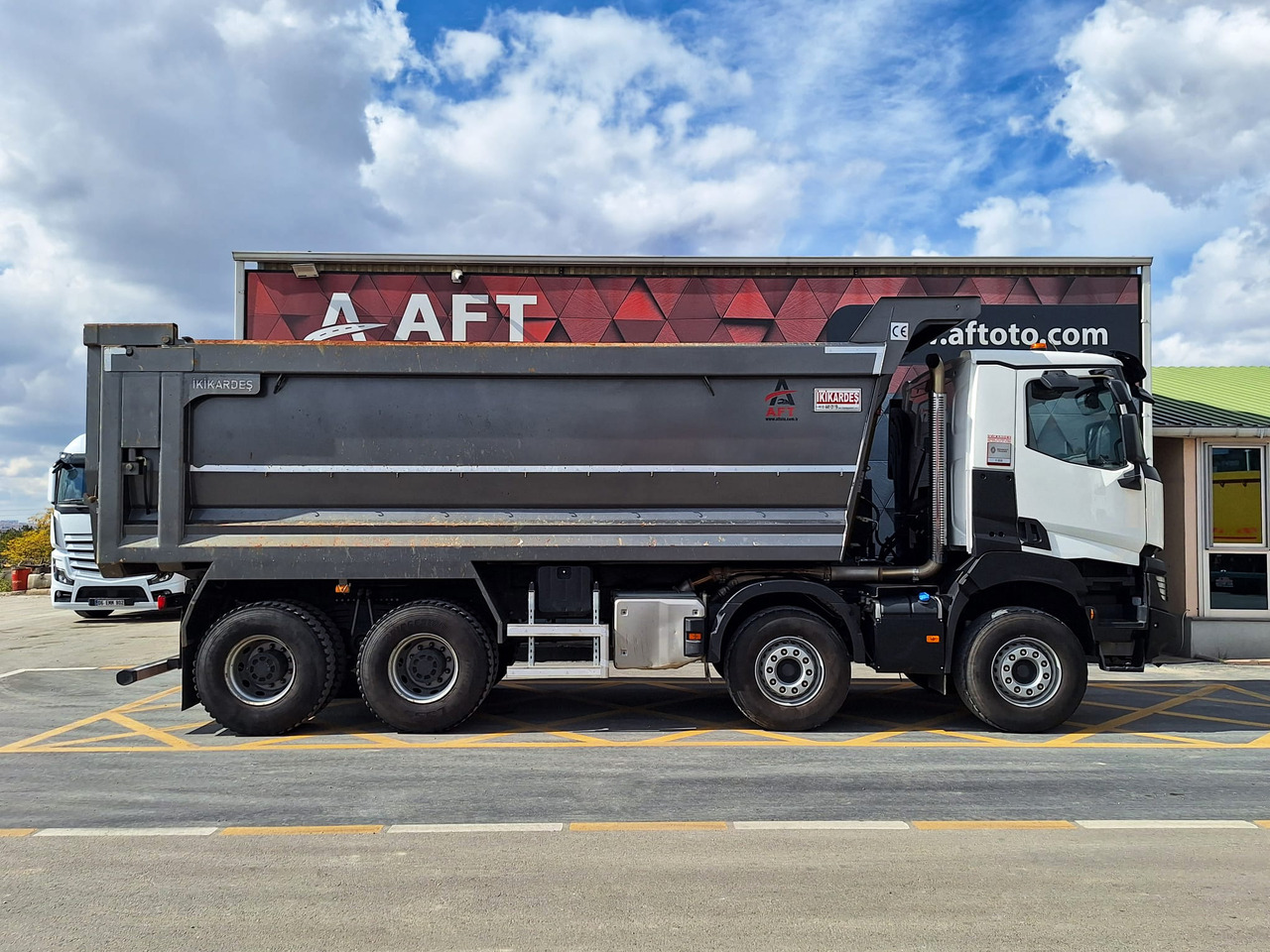 RENAULT K 520 - Tipvogn lastbil: billede 4 RENAULT K 520 - Tipvogn lastbil: billede 4