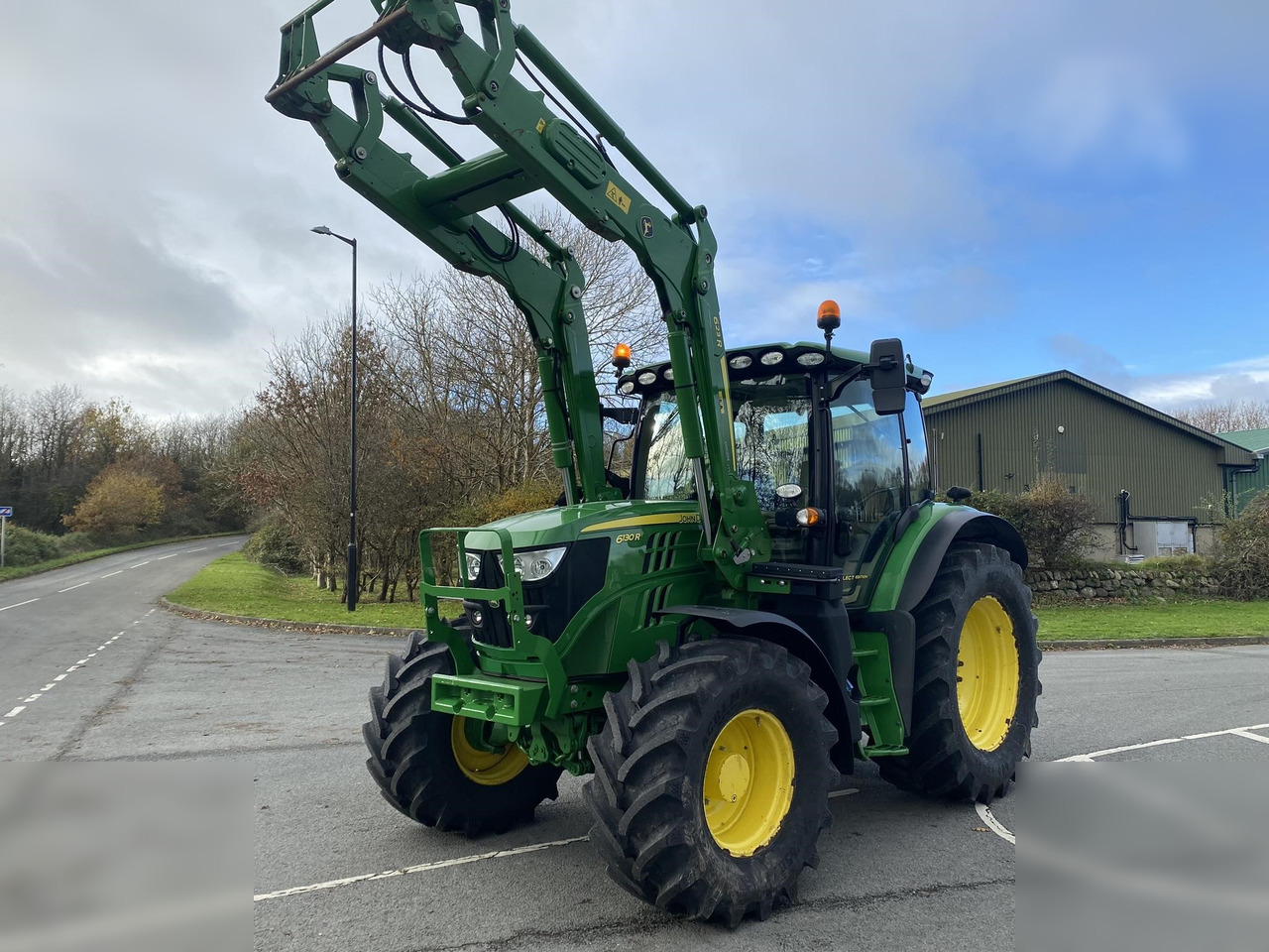 2019 JOHN DEERE 6130R - Traktor: billede 1 2019 JOHN DEERE 6130R - Traktor: billede 1