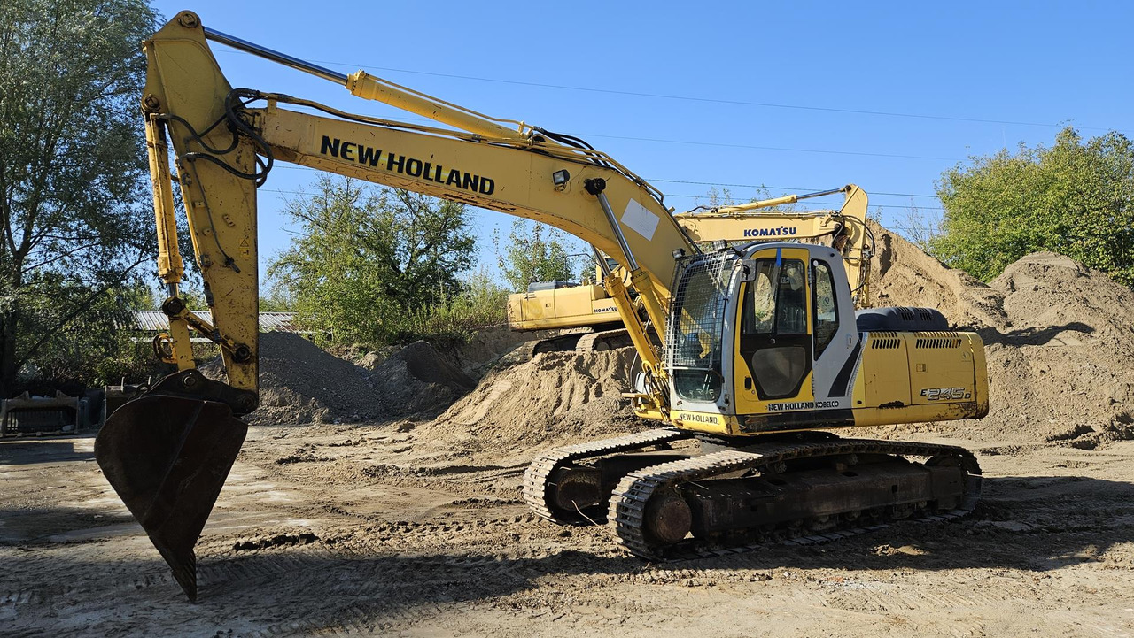 NEW HOLLAND E 245 B - Bæltegravemaskine: billede 2 NEW HOLLAND E 245 B - Bæltegravemaskine: billede 2