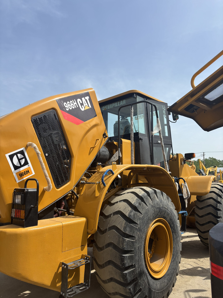 CATERPILLAR 966H great condition discouted - Gummihjulslæsser: billede 3 CATERPILLAR 966H great condition discouted - Gummihjulslæsser: billede 3