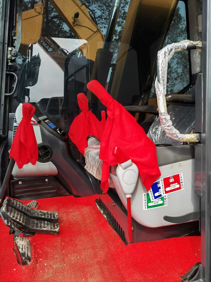 KOMATSU pc70-8 Komatsu mini excavator Japan brand - Minigravemaskine: billede 4 KOMATSU pc70-8 Komatsu mini excavator Japan brand - Minigravemaskine: billede 4