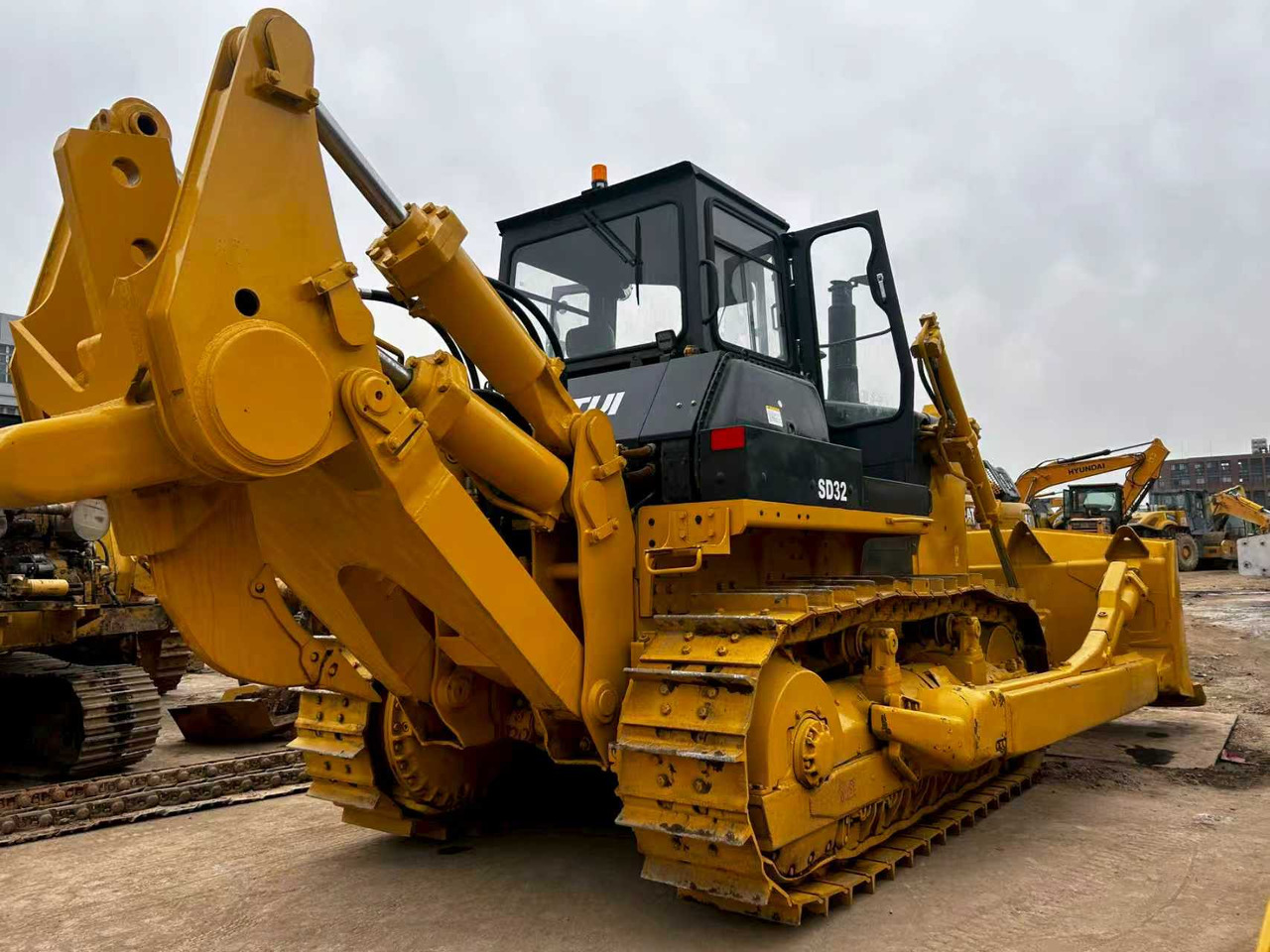 SHANTUI SD32 used bulldozer famous china brand for sale - Bulldozer: billede 5 SHANTUI SD32 used bulldozer famous china brand for sale - Bulldozer: billede 5