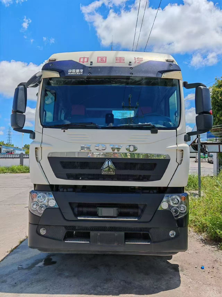 SINOTRUK howo 371,430 ,460 tractor multiple models used and stock new tractors Customizable - Trækker: billede 2 SINOTRUK howo 371,430 ,460 tractor multiple models used and stock new tractors Customizable - Trækker: billede 2