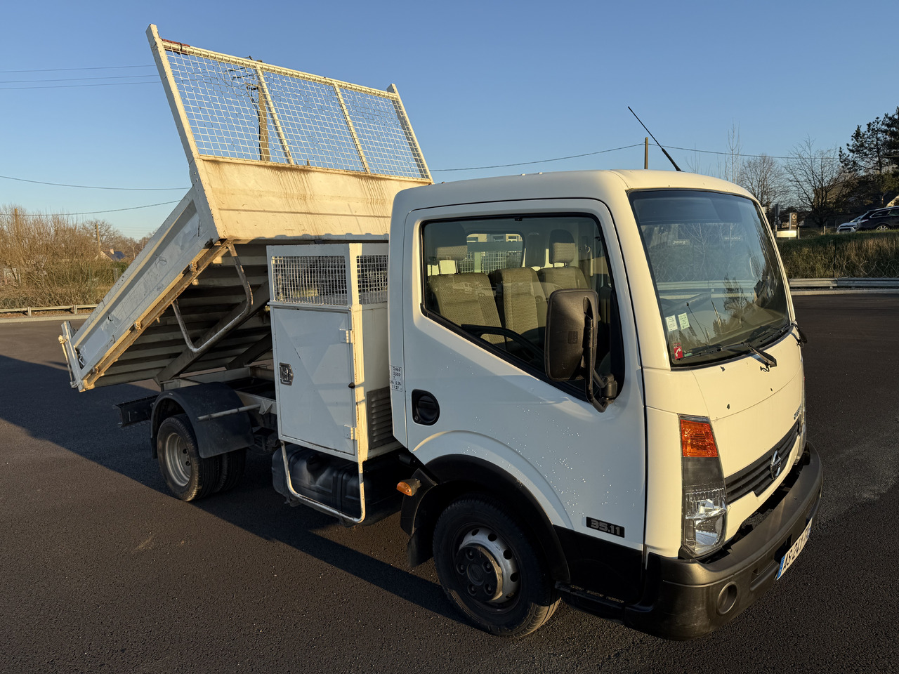 NISSAN CABSTAR 35.11 - Ladbil med tip: billede 1 NISSAN CABSTAR 35.11 - Ladbil med tip: billede 1