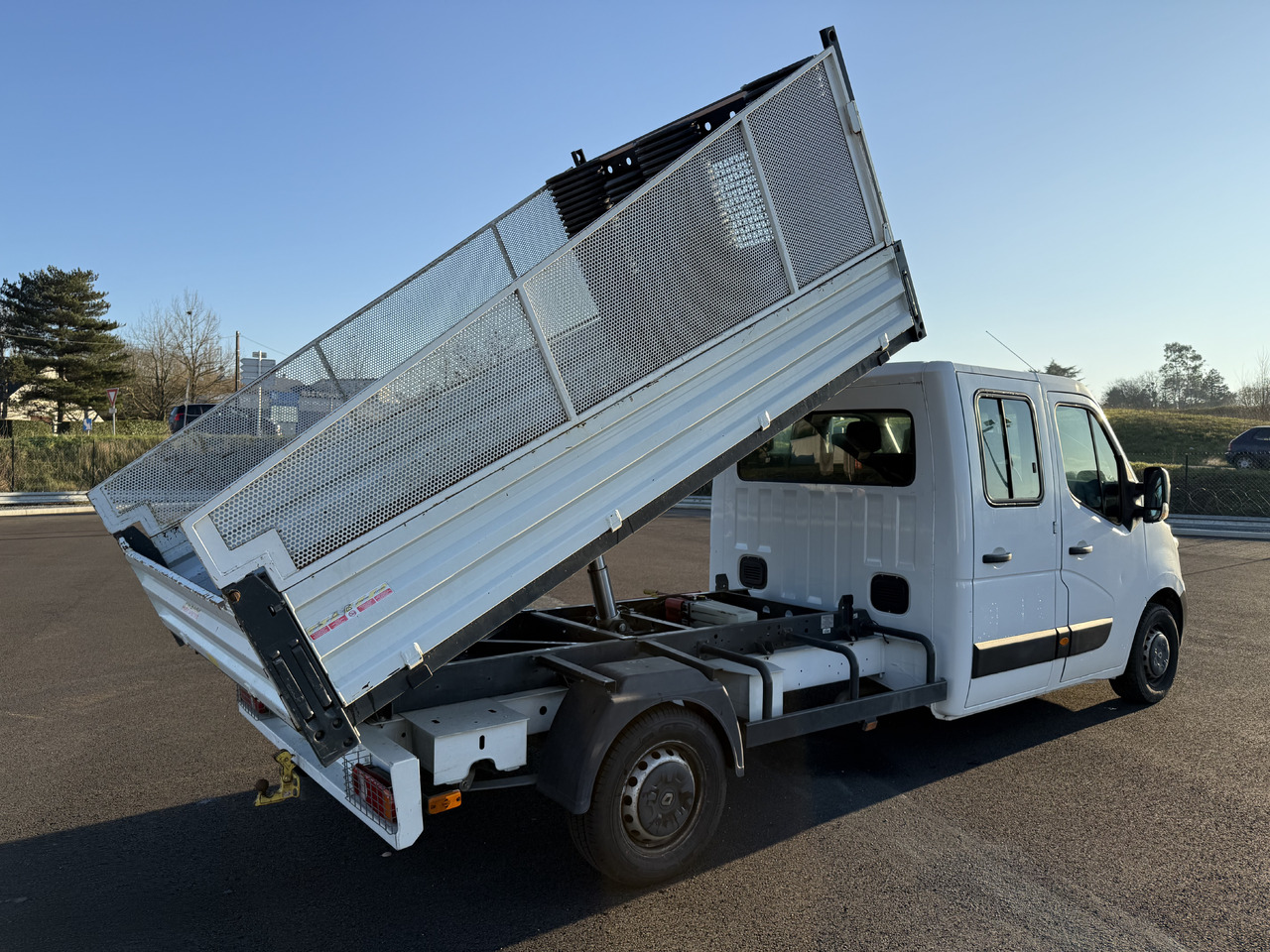 RENAULT MASTER 2.3DCI125 BENNE ACIER DOUBLE CABINE ROUE SIMPLE + REHAUSSE DE RIDELLE - Ladbil med tip: billede 3 RENAULT MASTER 2.3DCI125 BENNE ACIER DOUBLE CABINE ROUE SIMPLE + REHAUSSE DE RIDELLE - Ladbil med tip: billede 3