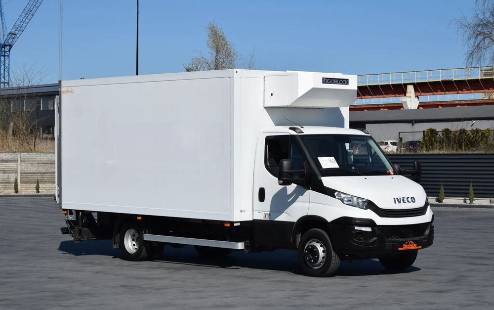 Iveco DAILY 70C18 / 3.0 - 180 KM / AUTOMAT HI-MATIC / 3 OSOBY / CHŁODNIA - MROŹNIA 4,55 M / AGREGAD FRIGOBLOCK / WINDA SORENSEN / KLIMA / TEMPOMAT / KAMERA COFANIA / REGULOWANE ZAWIESZENIE / SERWISOWA - Kølevogn lastbil: billede 3 Iveco DAILY 70C18 / 3.0 - 180 KM / AUTOMAT HI-MATIC / 3 OSOBY / CHŁODNIA - MROŹNIA 4,55 M / AGREGAD FRIGOBLOCK / WINDA SORENSEN / KLIMA / TEMPOMAT / KAMERA COFANIA / REGULOWANE ZAWIESZENIE / SERWISOWA - Kølevogn lastbil: billede 3