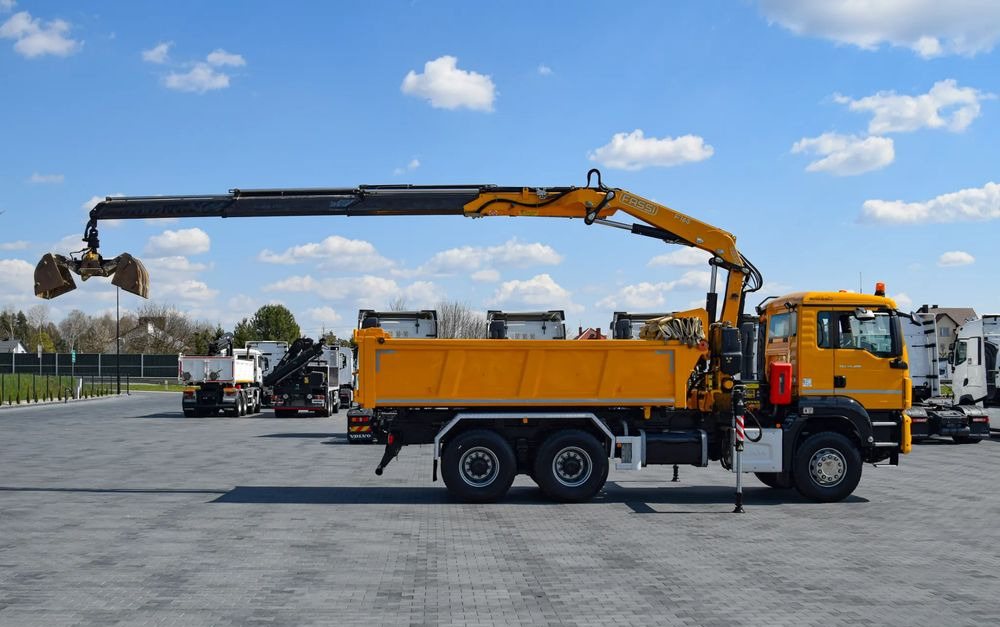 MAN TGS 26.400 / 6x4 / EURO 6 / UDT / HDS FASSI 165 / WYSUW x3 / ROTATOR / CHWYTAK / STEROWANIE RADIOWE / WZMOCNIONA RAMA / WYWROTKA / HYDROBURTA / AUTOMAT / 2017 / NOWE OPONY - 100% / NISKI PRZEBIEG - Tipvogn lastbil, Lastbil med kran: billede 4 MAN TGS 26.400 / 6x4 / EURO 6 / UDT / HDS FASSI 165 / WYSUW x3 / ROTATOR / CHWYTAK / STEROWANIE RADIOWE / WZMOCNIONA RAMA / WYWROTKA / HYDROBURTA / AUTOMAT / 2017 / NOWE OPONY - 100% / NISKI PRZEBIEG - Tipvogn lastbil, Lastbil med kran: billede 4