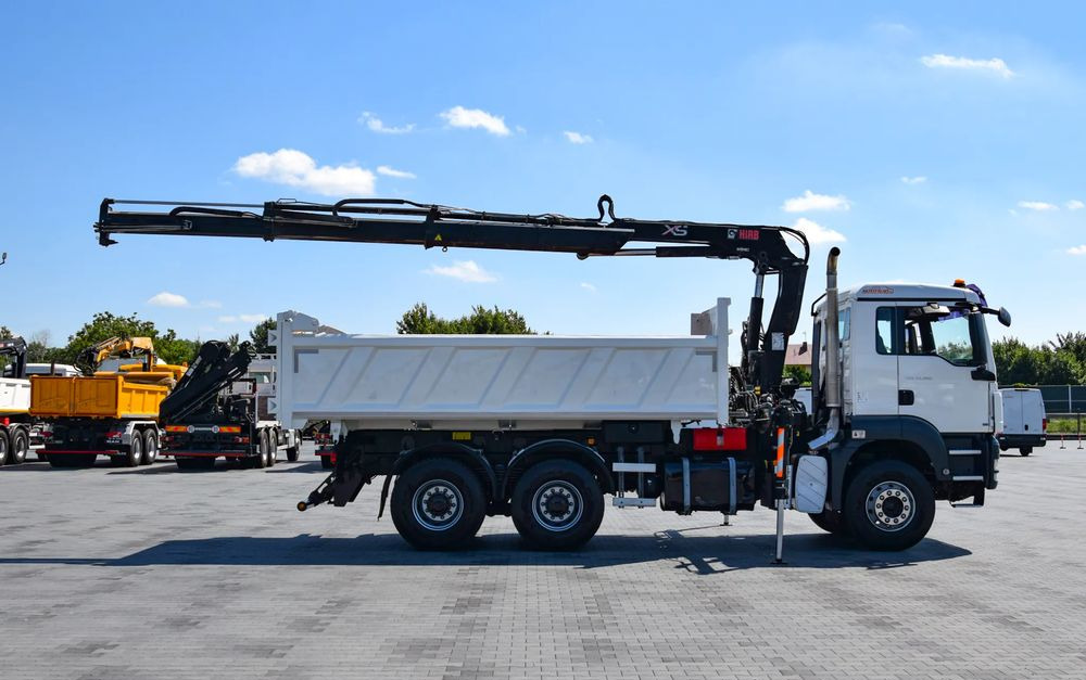 MAN TGS 33.360 / 6x4 / HDS HIAB 122 E-2 HIDUO / STEROWANIE RADIOWE / WYWROTKA / HYDROBURTA / AUTOMAT / KLIMA / TEMPOMAT / KAMERA COFANIA / SPROWADZONY - Tipvogn lastbil: billede 4 MAN TGS 33.360 / 6x4 / HDS HIAB 122 E-2 HIDUO / STEROWANIE RADIOWE / WYWROTKA / HYDROBURTA / AUTOMAT / KLIMA / TEMPOMAT / KAMERA COFANIA / SPROWADZONY - Tipvogn lastbil: billede 4