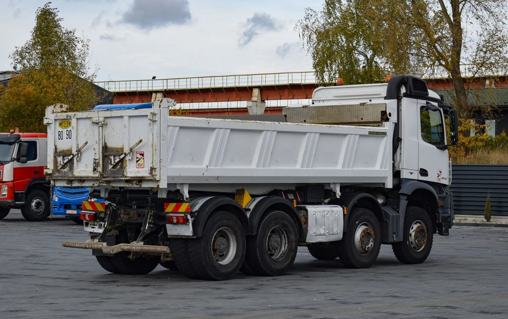 Mercedes-Benz AROCS 3243 / 8x4 / EURO 6 / WYWROTKA / MELLER KIPPER / HYDROBURTA / AUTOMAT / SERWISOWANY / SPROWADZONY - Tipvogn lastbil: billede 5 Mercedes-Benz AROCS 3243 / 8x4 / EURO 6 / WYWROTKA / MELLER KIPPER / HYDROBURTA / AUTOMAT / SERWISOWANY / SPROWADZONY - Tipvogn lastbil: billede 5