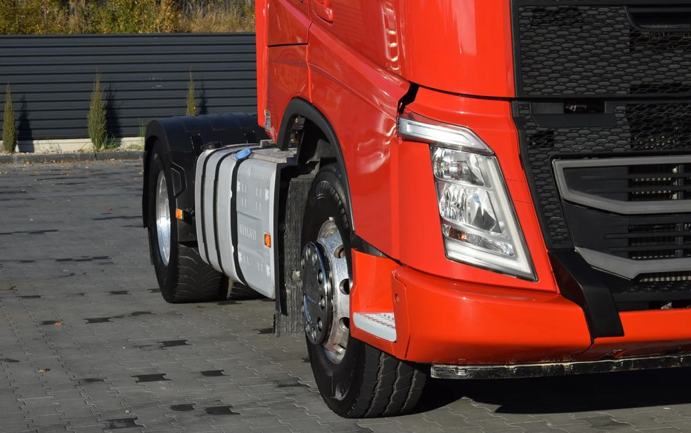 Trækker Volvo FH500 / NISKA KABINA / HYDRAULIKA / EURO 6 / ACC / LEDY / ALUFELGI / SERWISOWANY / SPROWADZONY: billede 10 Trækker Volvo FH500 / NISKA KABINA / HYDRAULIKA / EURO 6 / ACC / LEDY / ALUFELGI / SERWISOWANY / SPROWADZONY: billede 10