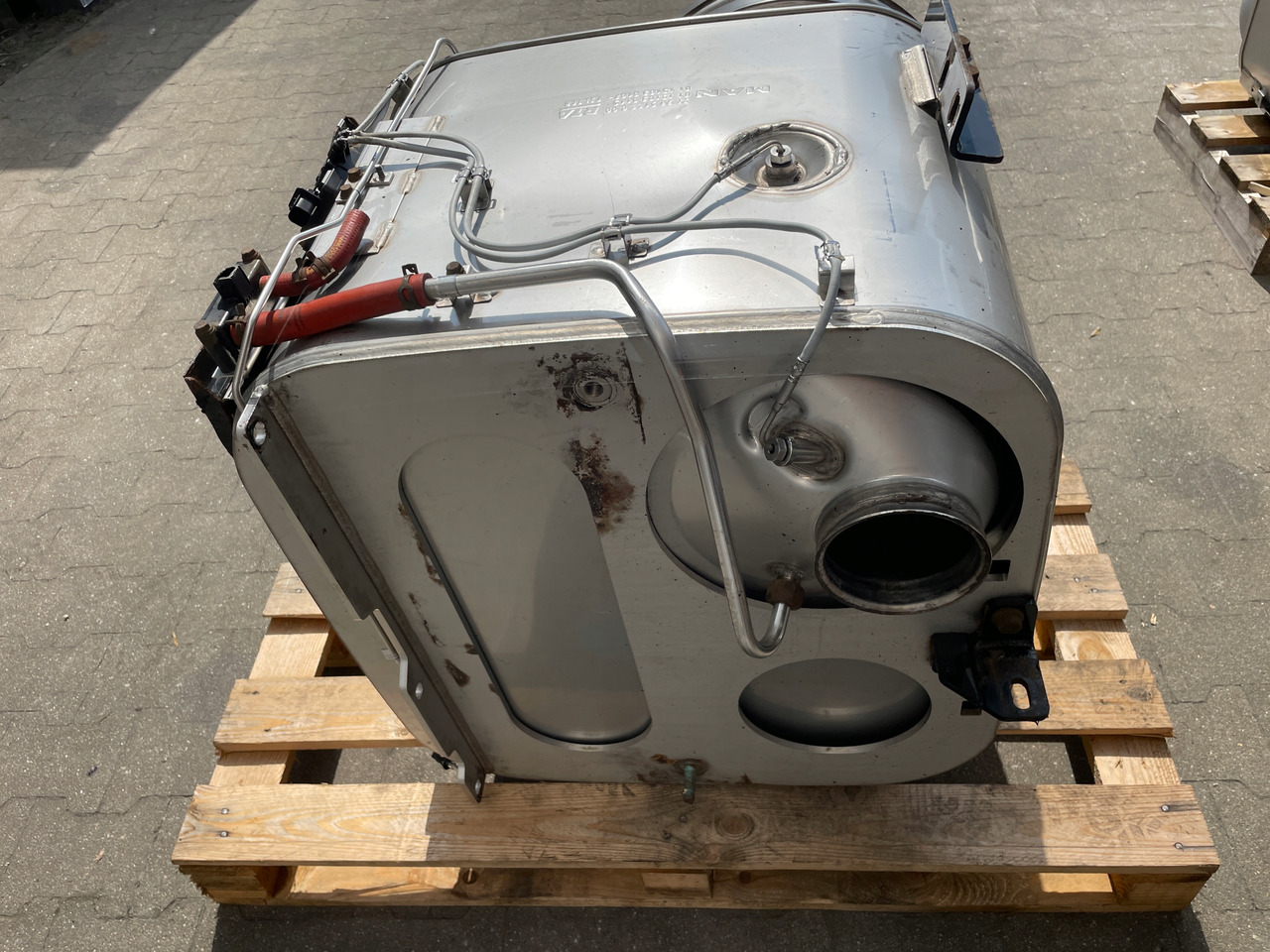 KATALIZATOR MAN TGX TGS EURO 6 DPF TŁUMIK WYDECH 81151036115 - Katalysator for Lastbil: billede 5 KATALIZATOR MAN TGX TGS EURO 6 DPF TŁUMIK WYDECH 81151036115 - Katalysator for Lastbil: billede 5