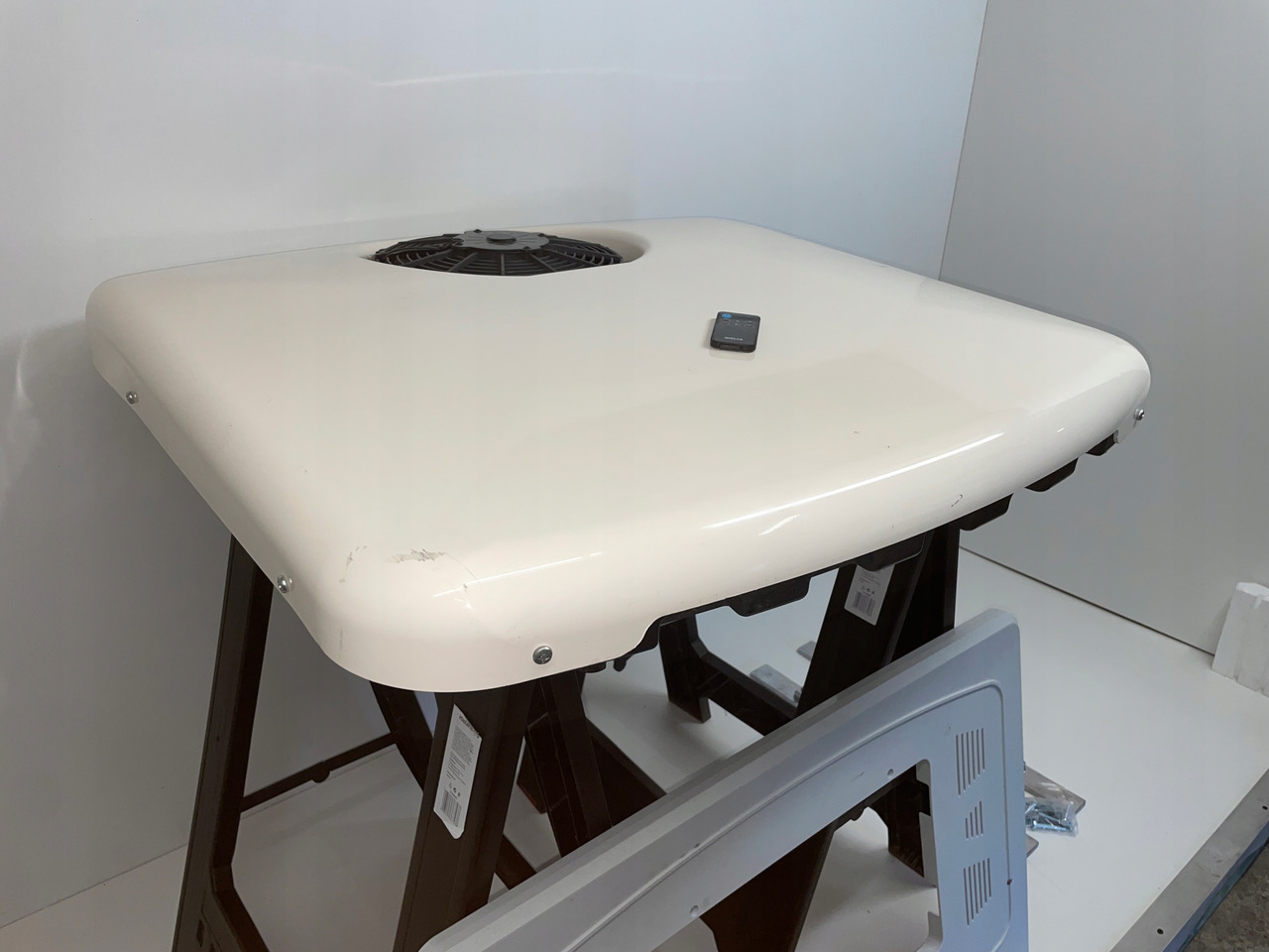 KLIMATYZACJA POSTOJOWA PILOT SLIMCOOL FACTORY PREP DAF SCANIA MC1507523 - A/C kompressor for Lastbil: billede 2 KLIMATYZACJA POSTOJOWA PILOT SLIMCOOL FACTORY PREP DAF SCANIA MC1507523 - A/C kompressor for Lastbil: billede 2