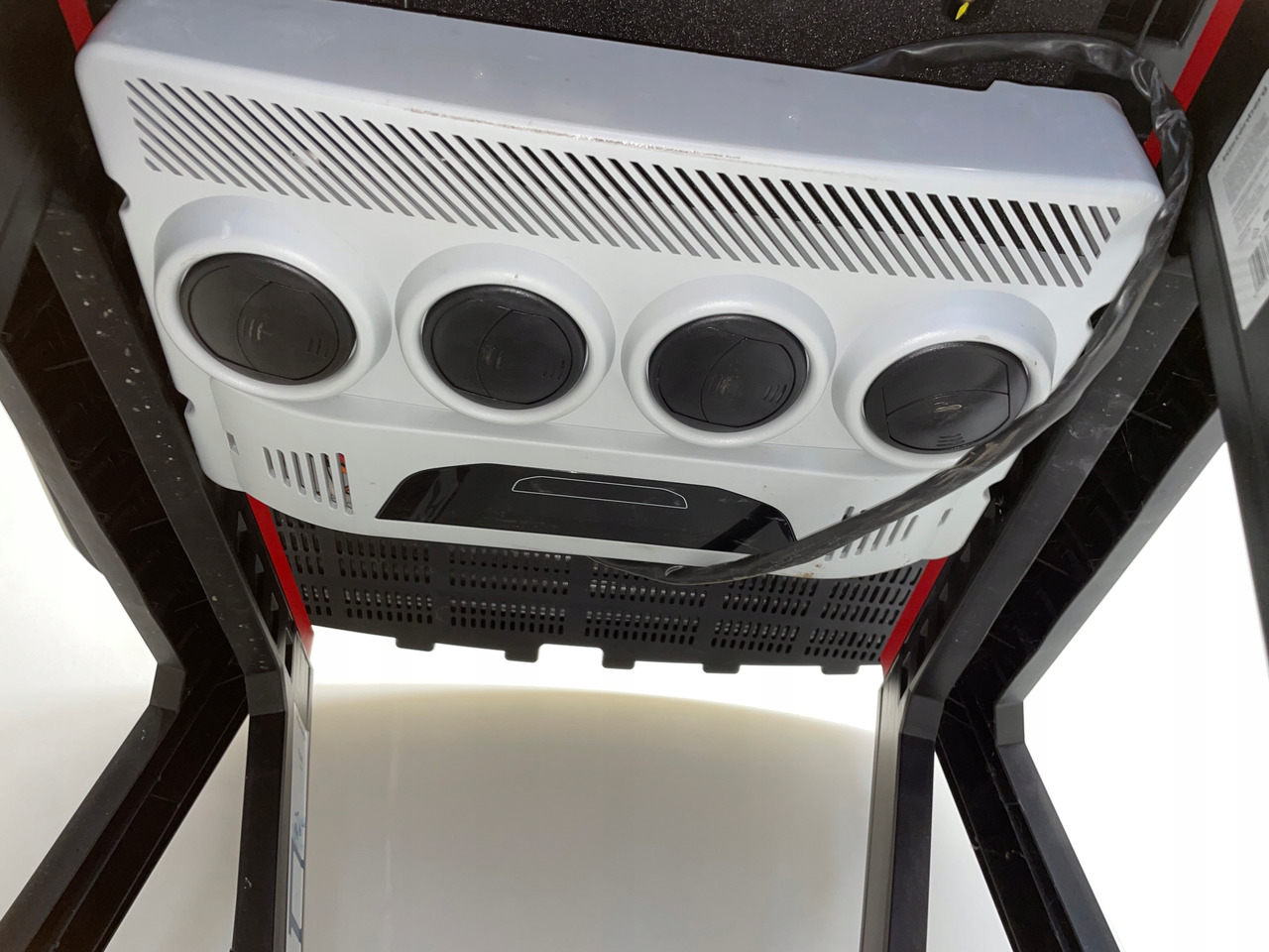 KLIMATYZACJA POSTOJOWA SLIM SCANIA NTG MC2358116 - A/C kompressor for Lastbil: billede 5 KLIMATYZACJA POSTOJOWA SLIM SCANIA NTG MC2358116 - A/C kompressor for Lastbil: billede 5